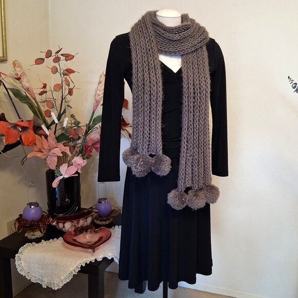 Vintage NEW Buffalo Long Gray Cardigan Knit Scarf for Women - Picture 4 of 7